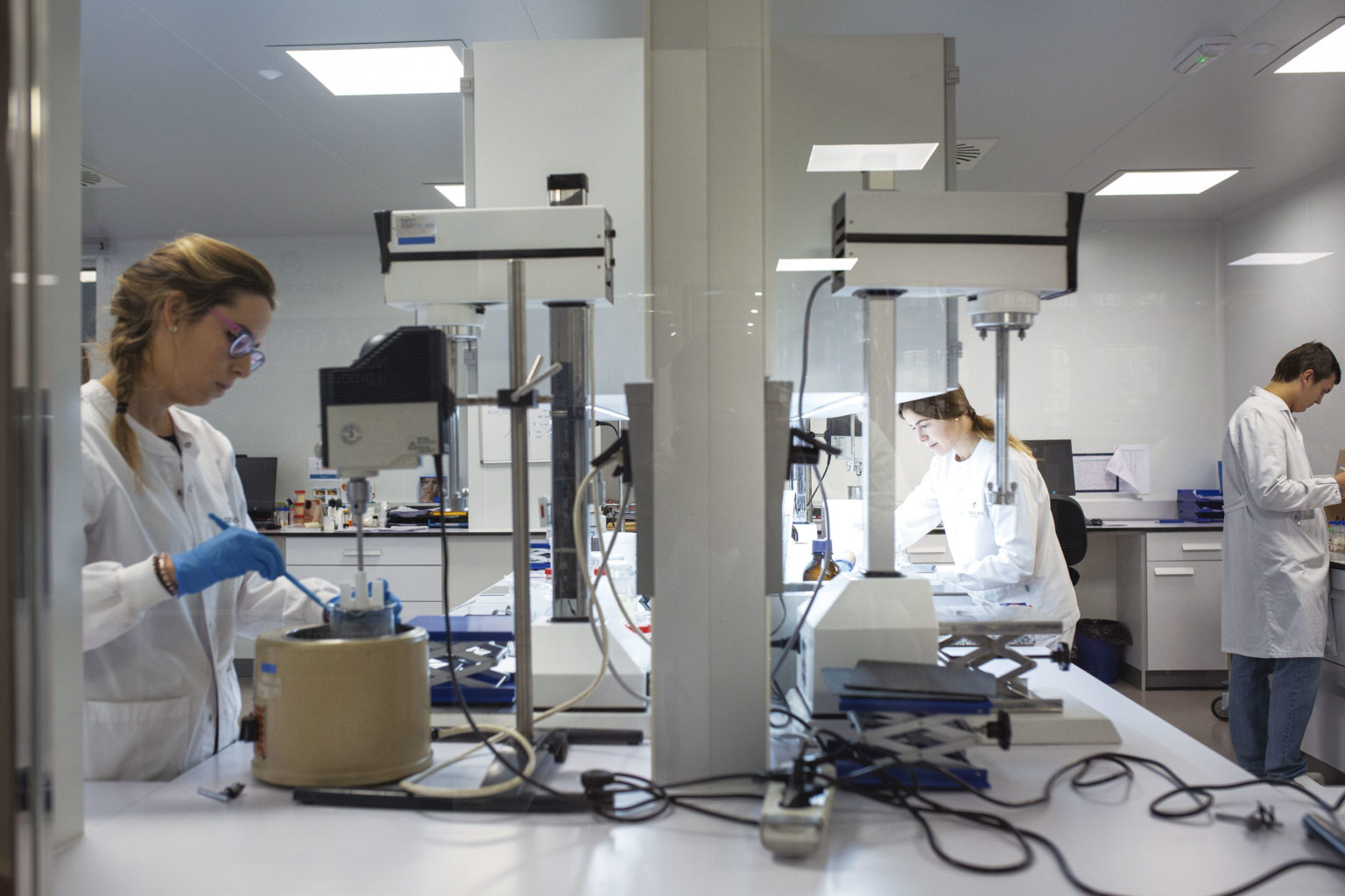 La nueva fábrica de Cantabria Labs prepara a la compañía para otro