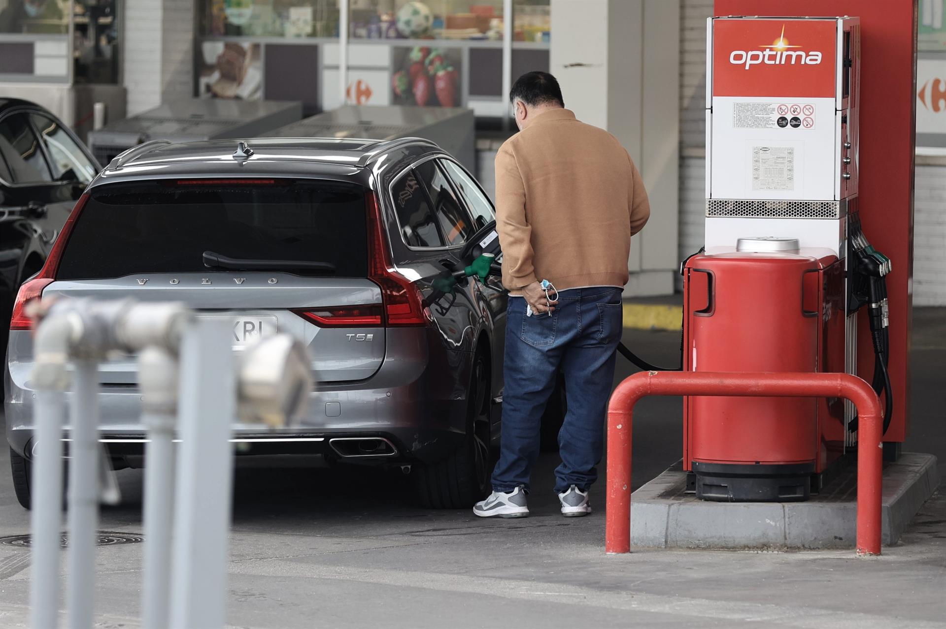 Cuanto cuesta alquilar un coche en madrid