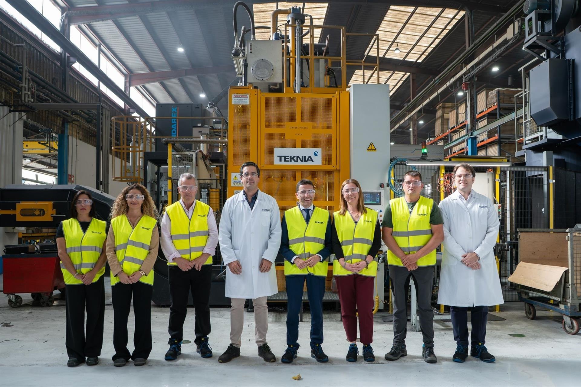 Visita a la empresa Teknia.